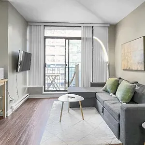 Top Floor Unit On Granville Strip Yaletown Area Vancouver